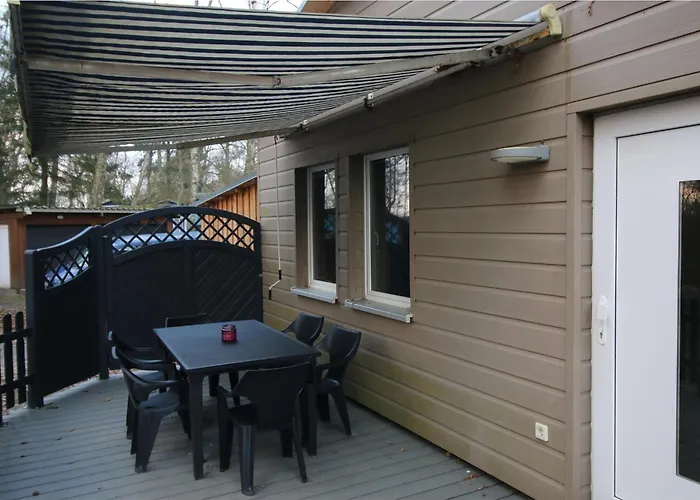 Ankerplatz Mit Kamin Direkt Am Altenkirchen (Mecklenburg-Vorpommern)